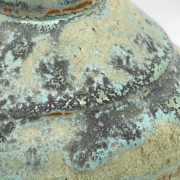 Signed studio pottery vase - Picture 6 of 9
